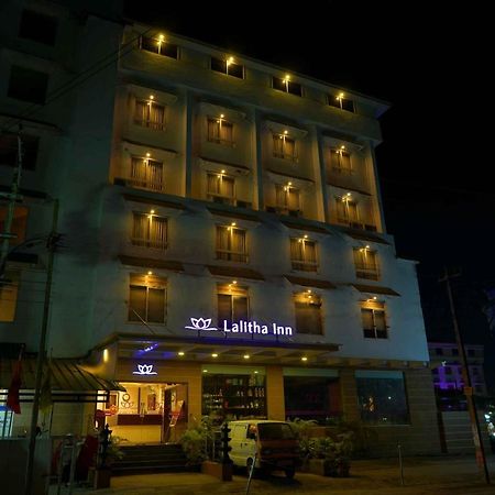 Lalitha Inn Гуруваюр Экстерьер фото