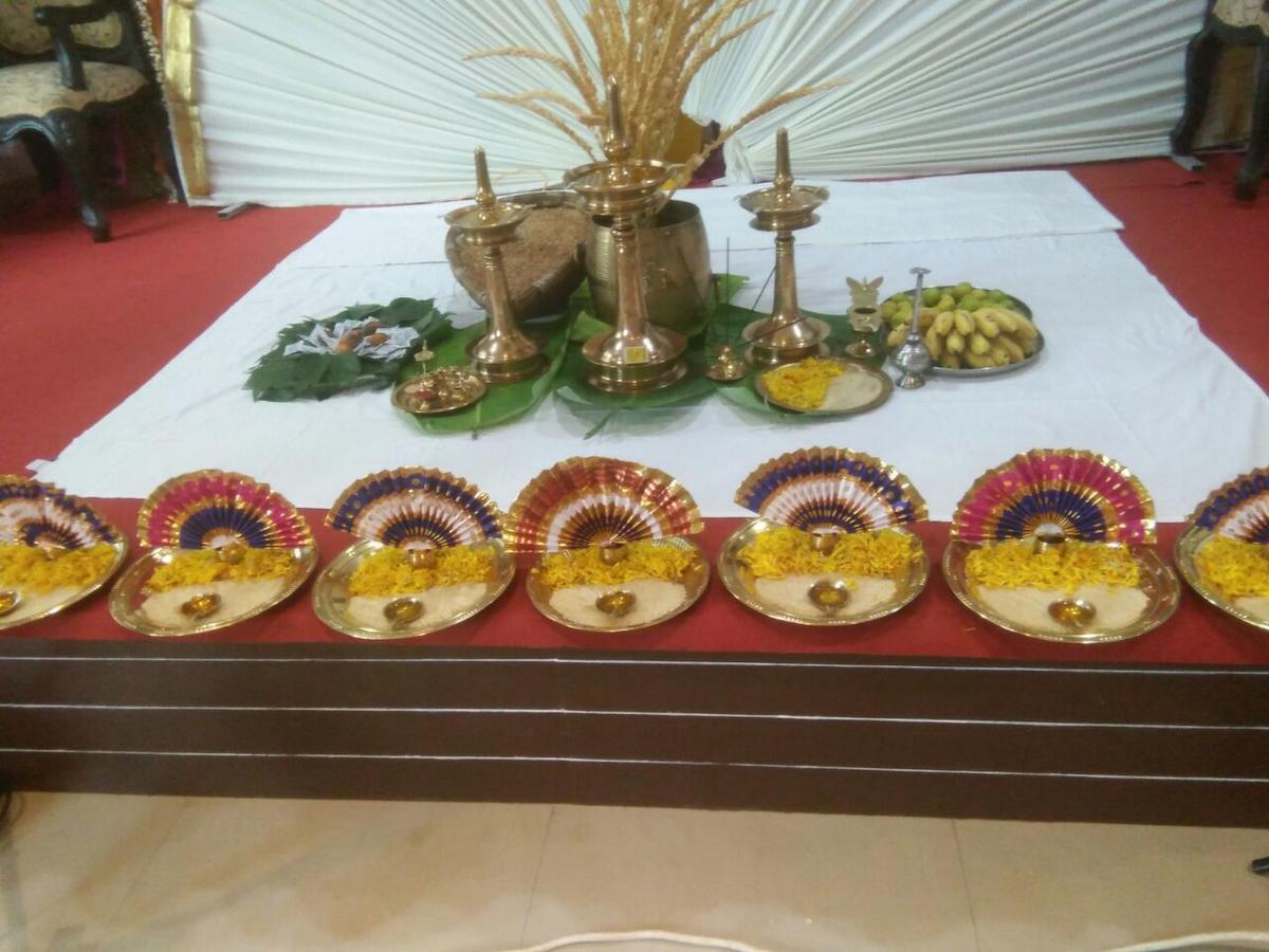Lalitha Inn Гуруваюр Экстерьер фото